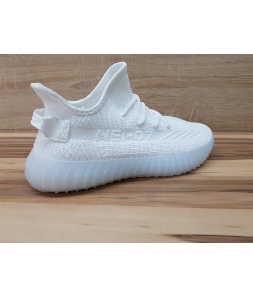 Мужские демисезонные кроссовки текстиль белые